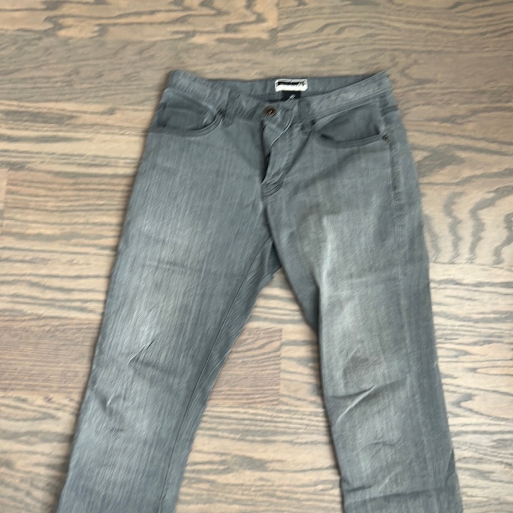 Travis Mathew jeans in good condition